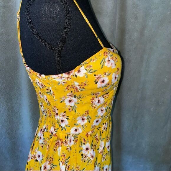 🆕 JOLIE and Joy yellow floral print sundress with padded cups sz M - Picture 4 of 15